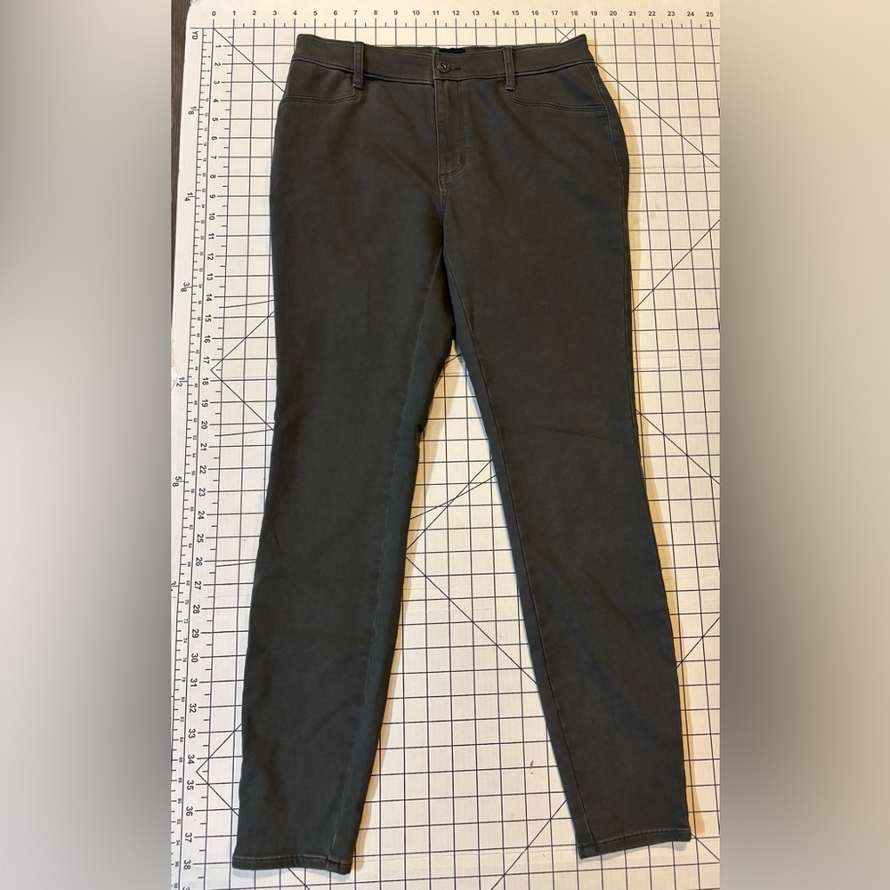 NWOT GAP Women’s Size 4 ‎ Chambray Blue Stretch Skinny Dolphin Hem Chinos